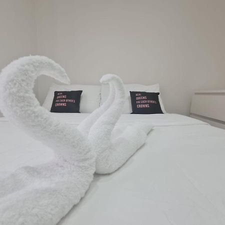 Mile End- Prime Location 호텔 런던 외부 사진