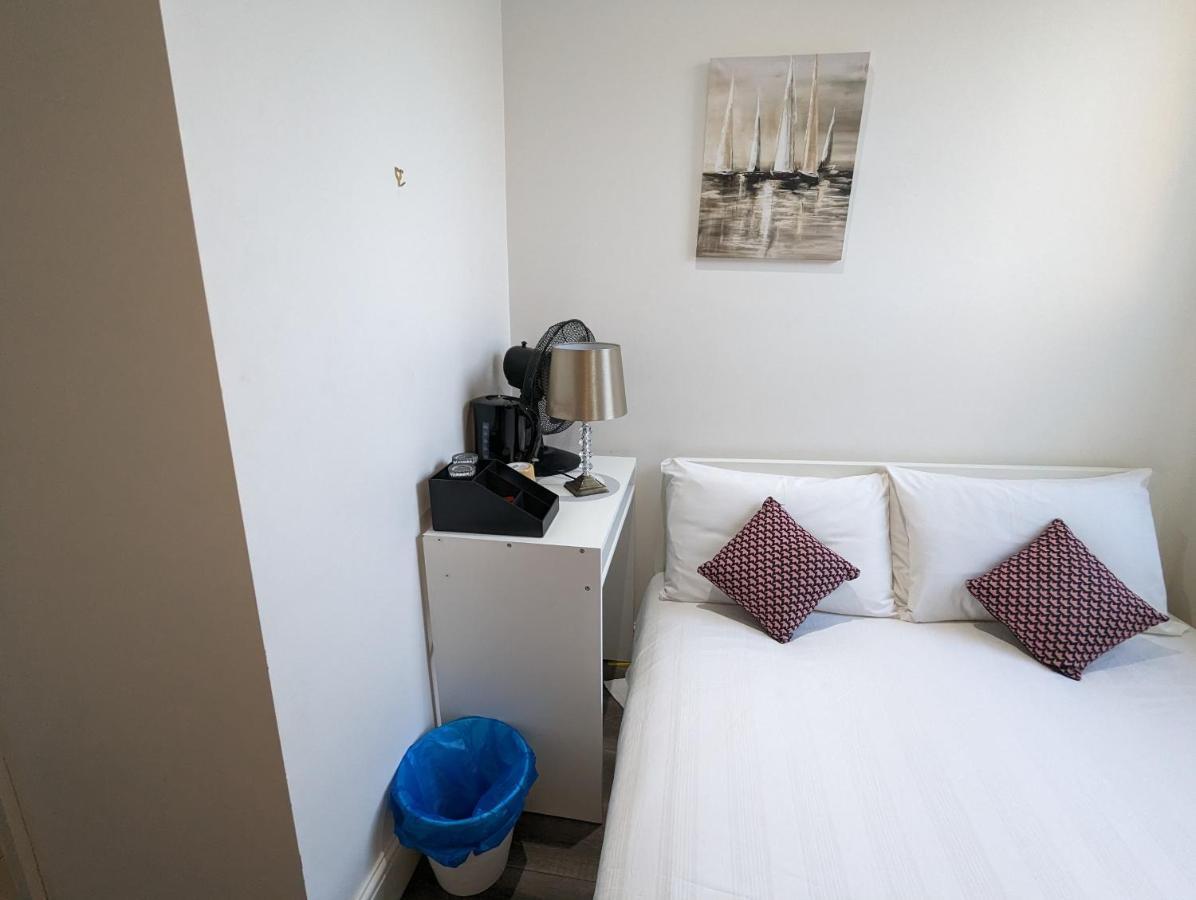 Mile End- Prime Location 호텔 런던 외부 사진